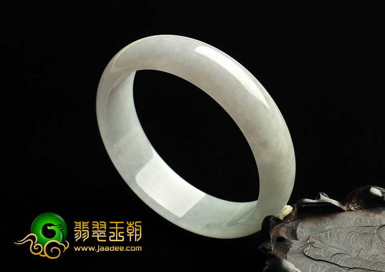 糯冰种淡晴水缅甸翡翠A货手镯（58.1mm）