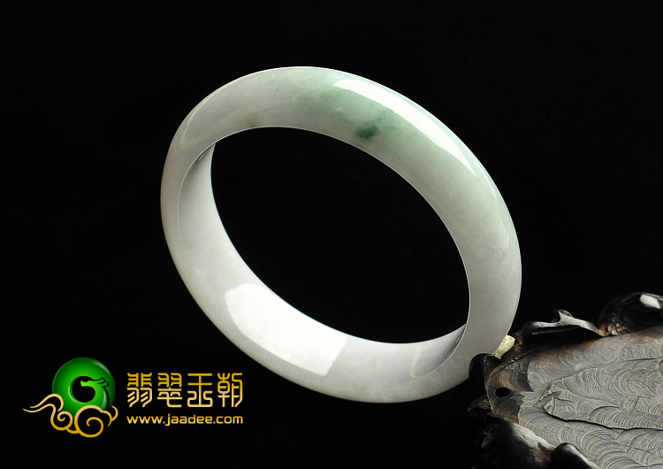 糯冰种略飘花缅甸翡翠A货手镯（58.2mm）