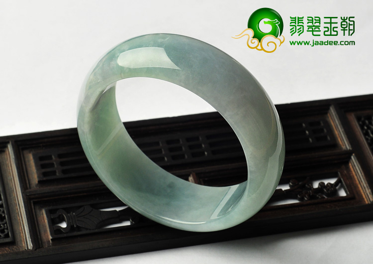 糯冰种晴水缅甸翡翠A货手镯（58.9mm）
