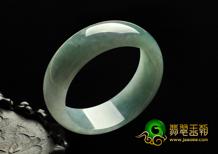 糯冰种晴水缅甸翡翠A货手镯（58.9mm）