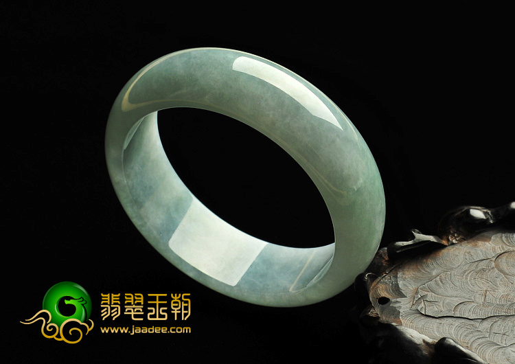 糯冰种晴水缅甸翡翠A货手镯（57.4mm）