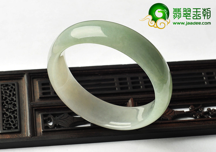 糯冰种晴水缅甸翡翠A货手镯（59.4mm）