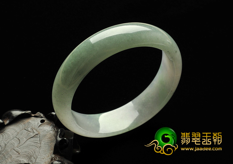 糯冰种晴水缅甸翡翠A货手镯（57.8mm）