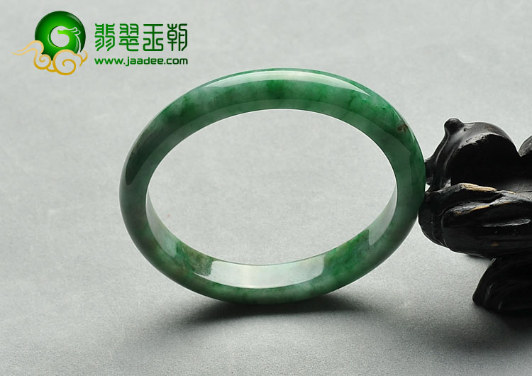 糯冰种黄加绿缅甸翡翠A货贵妃镯（56.8-49.6mm）