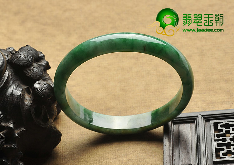 糯冰种黄加绿缅甸翡翠A货贵妃镯（56.4-49.8mm）
