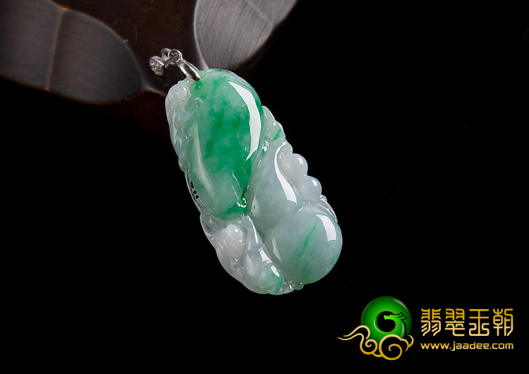糯冰种翠色缅甸翡翠A货福禄寿挂件