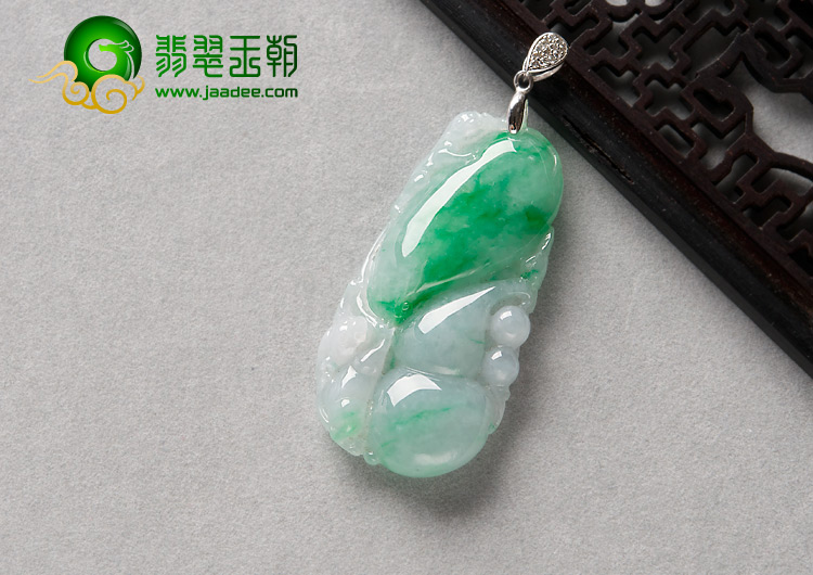 糯冰种翠色缅甸翡翠A货福禄寿挂件