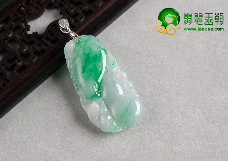糯冰种翠色缅甸翡翠A货福禄寿挂件