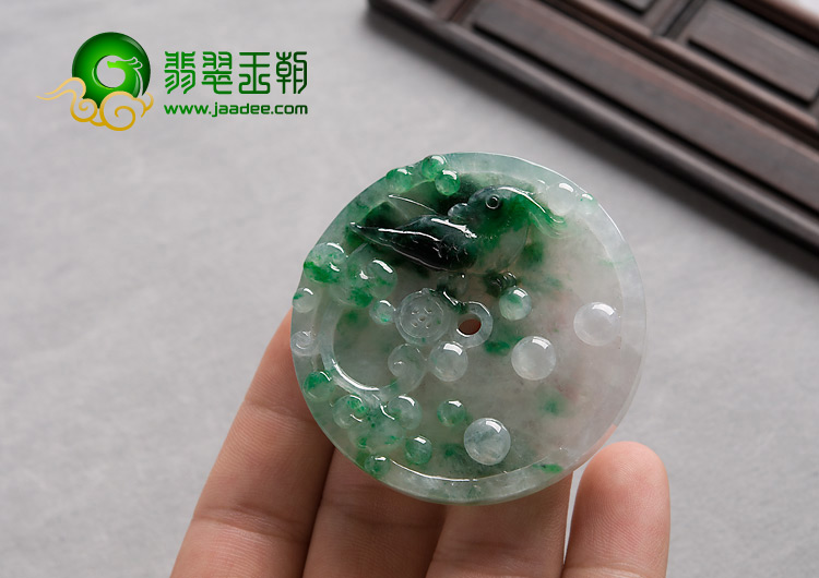 冰种飘翠缅甸翡翠A货龙凤牌挂件