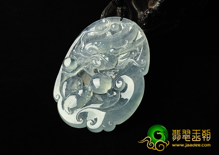 冰玻种晴水缅甸翡翠A货龙牌挂件