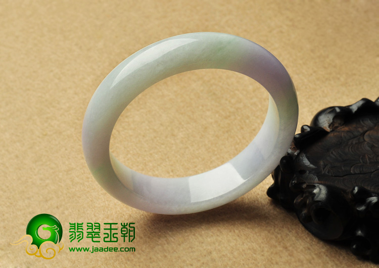 糯冰种春色缅甸翡翠A货手镯（58.4mm）