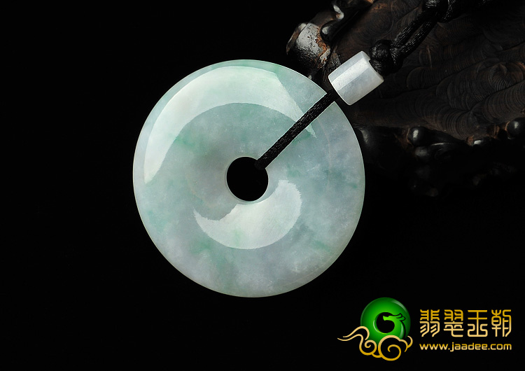 糯冰种春带彩缅甸翡翠A货平安扣挂件