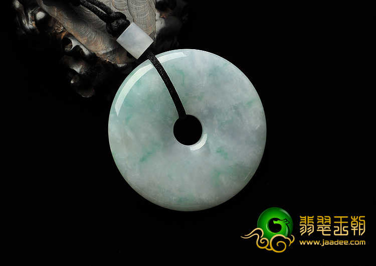 糯冰种春带彩缅甸翡翠A货平安扣挂件