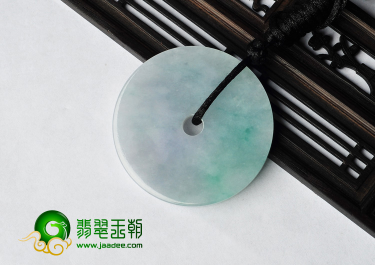 糯冰种春带彩缅甸翡翠A货平安扣挂件