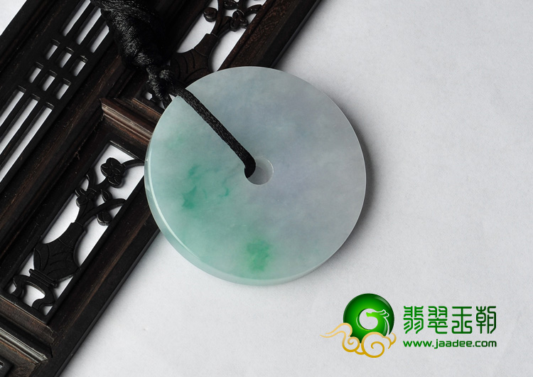 糯冰种春带彩缅甸翡翠A货平安扣挂件