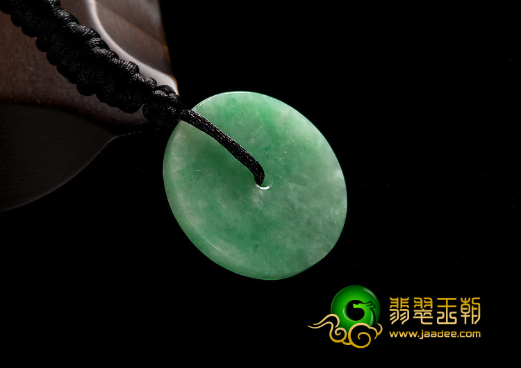 糯冰种翠色缅甸翡翠A货平安扣挂件