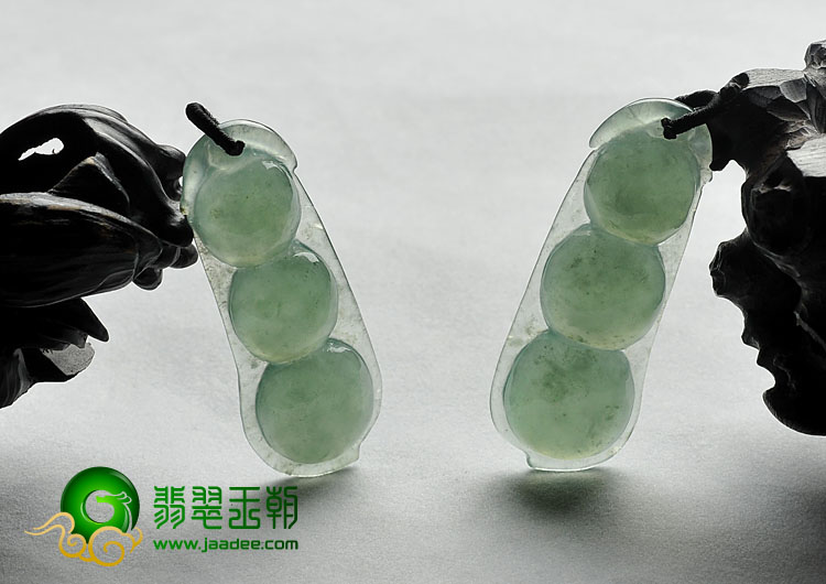 冰种晴水缅甸翡翠A货四季豆挂件（一对）