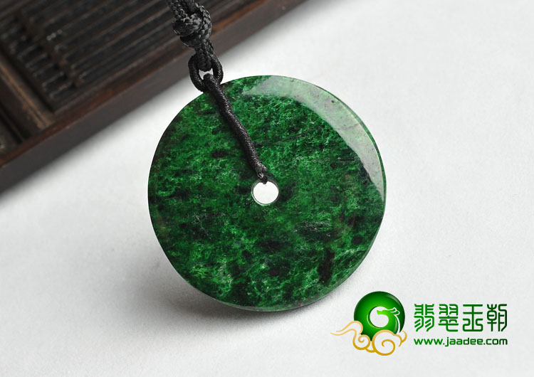 细糯种癣加绿缅甸翡翠A货平安扣挂件
