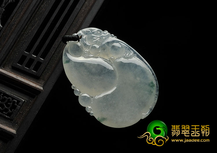 冰种略飘花缅甸翡翠A货福禄寿挂件