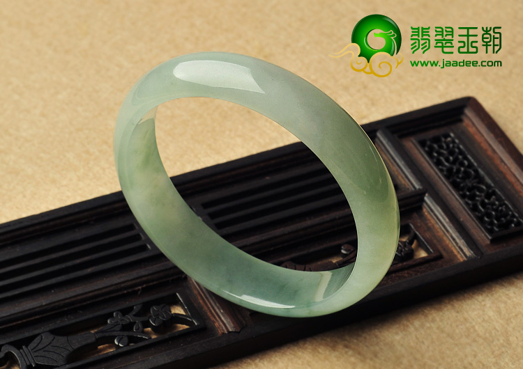 冰种晴水缅甸翡翠A货手镯（58mm）