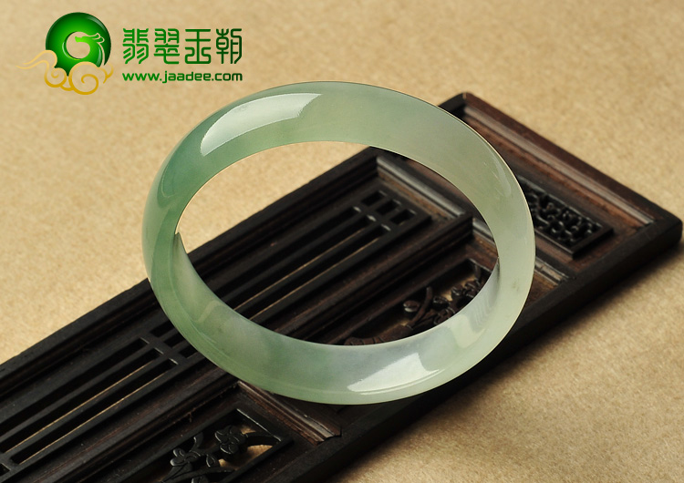 冰种晴水缅甸翡翠A货手镯（57.8mm）