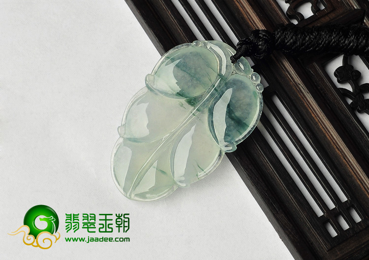 冰种飘花缅甸翡翠A货叶子挂件