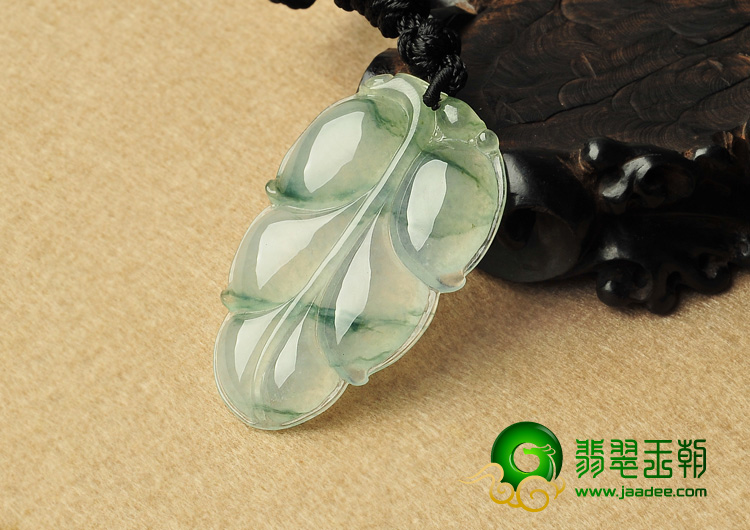 冰种飘花缅甸翡翠A货叶子挂件