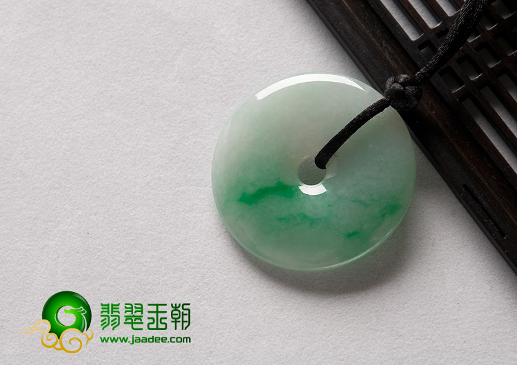 糯冰种飘翠缅甸翡翠A货平安扣挂件
