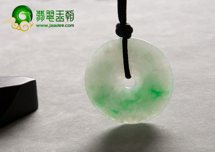 糯冰种飘翠缅甸翡翠A货平安扣挂件