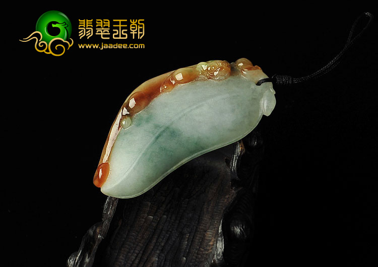 糯冰种黄翡飘花缅甸翡翠A货福瓜挂件（磨砂）