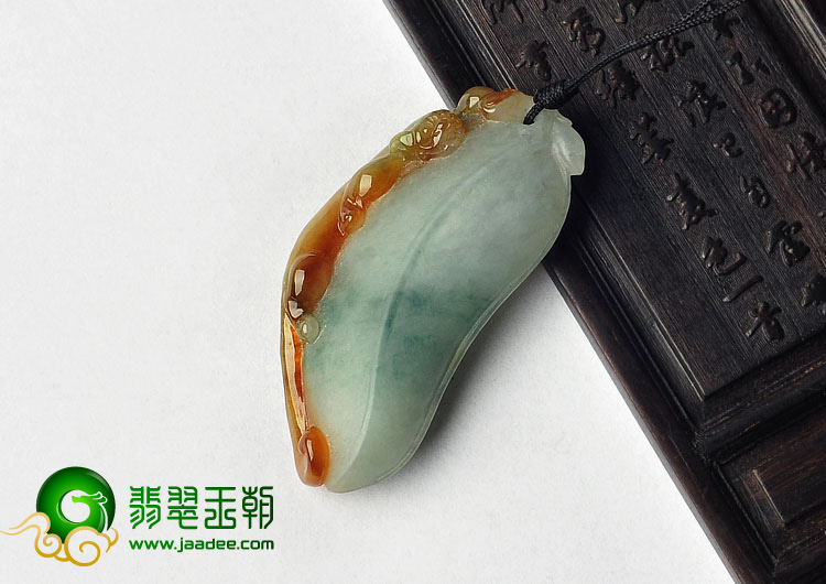 糯冰种黄翡飘花缅甸翡翠A货福瓜挂件（磨砂）