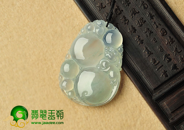 冰种略飘花缅甸翡翠A货福禄寿挂件