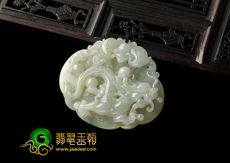 糯冰种淡黄翡缅甸翡翠A货龙牌挂件