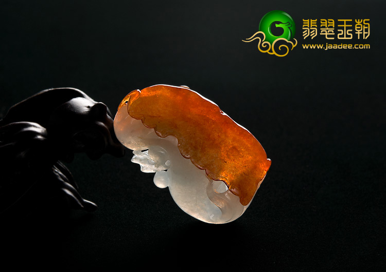 冰种红翡缅甸翡翠A货年年有余挂件