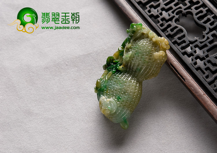 糯冰种黄加绿缅甸翡翠A货生意兴隆挂件