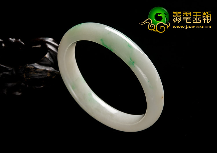 糯冰种飘翠缅甸翡翠A货手镯（57.7mm）