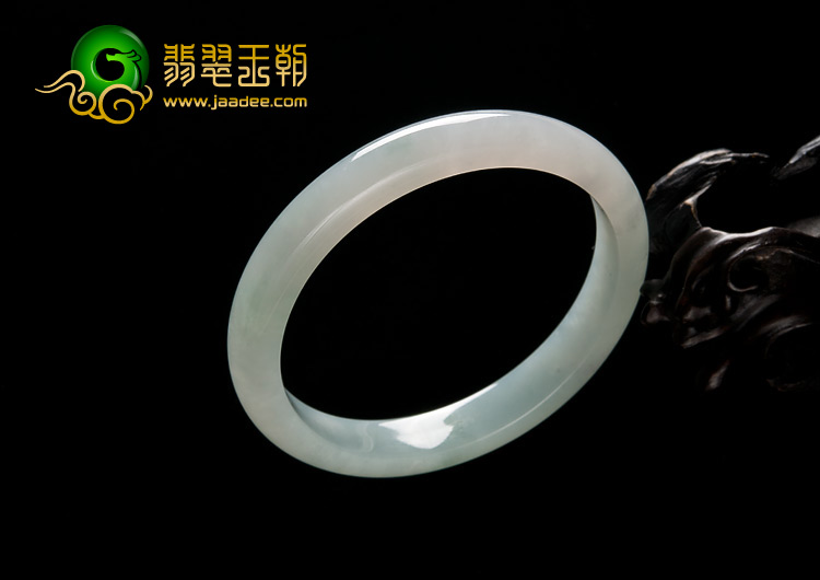 糯冰种晴水缅甸翡翠A货手镯（57.7mm）
