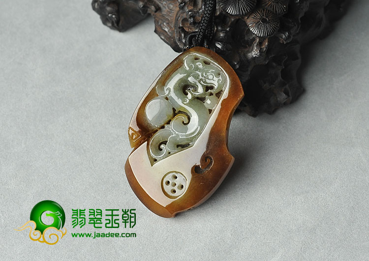 糯冰种褐黄翡缅甸翡翠A货仿古龙挂件