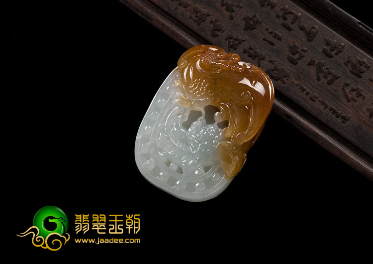 (超值推荐)糯冰种褐黄翡缅甸翡翠A货貔貅挂件