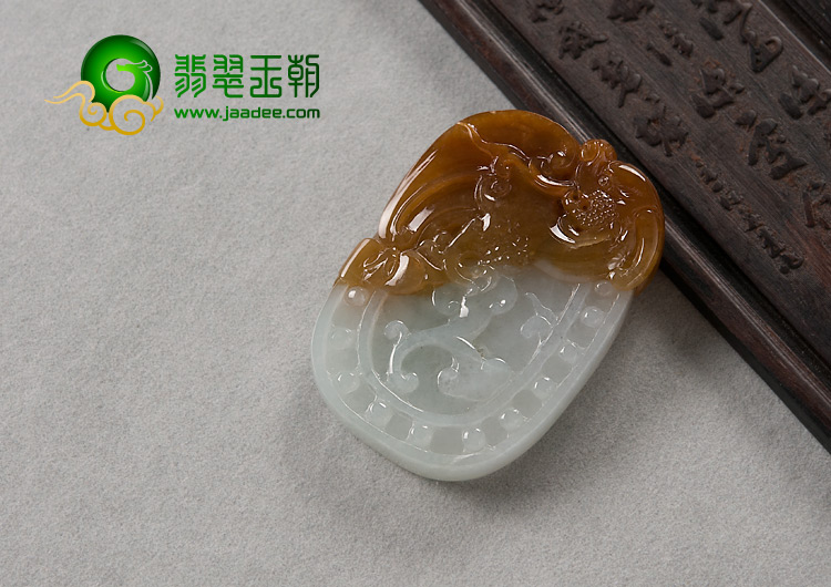 (超值推荐)糯冰种褐黄翡缅甸翡翠A货貔貅挂件