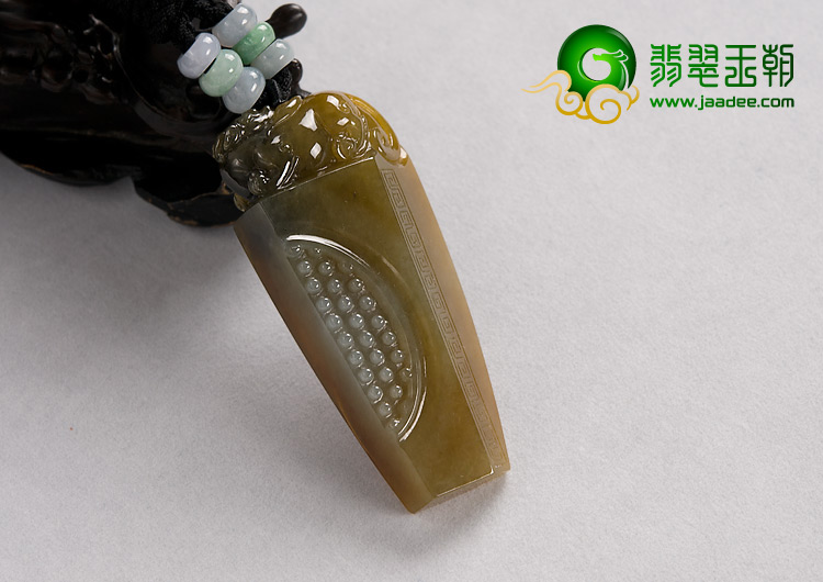 糯冰种褐黄翡缅甸翡翠A货仿古貔貅挂件