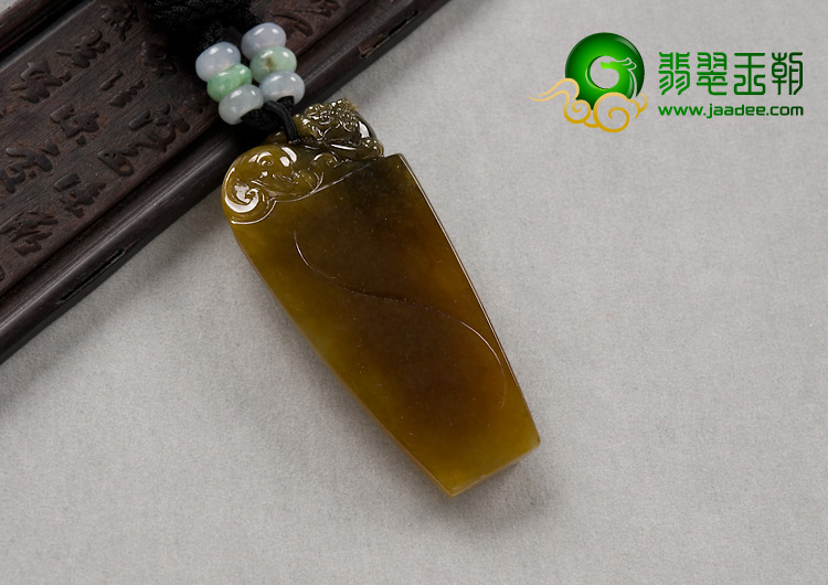糯冰种褐黄翡缅甸翡翠A货仿古貔貅挂件