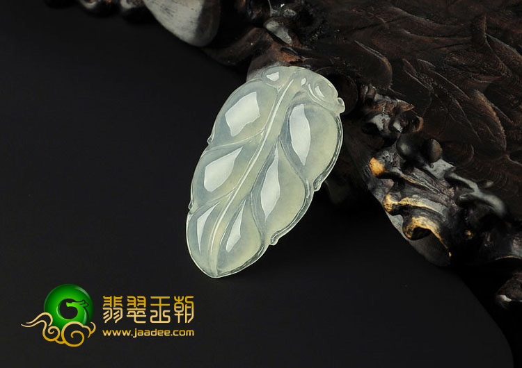 冰种淡晴水缅甸翡翠A货叶子挂件