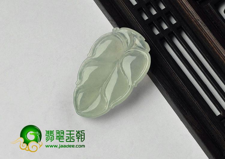 冰种淡晴水缅甸翡翠A货叶子挂件
