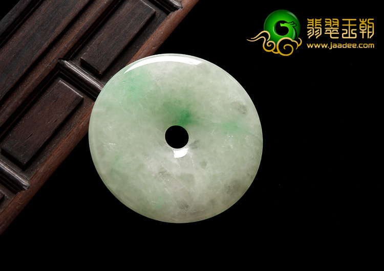 糯冰种飘翠缅甸翡翠A货平安扣挂件