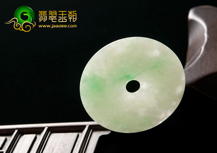糯冰种飘翠缅甸翡翠A货平安扣挂件
