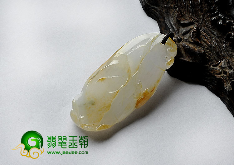 冰种黄翡缅甸翡翠A货仿古龙挂件