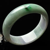 糯冰种淡春带彩缅甸翡翠A货手镯（56.3mm）