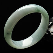 糯冰种飘花缅甸翡翠A货手镯（57.7mm）