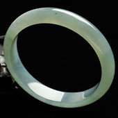 糯冰种晴水缅甸翡翠A货手镯（54.8mm）